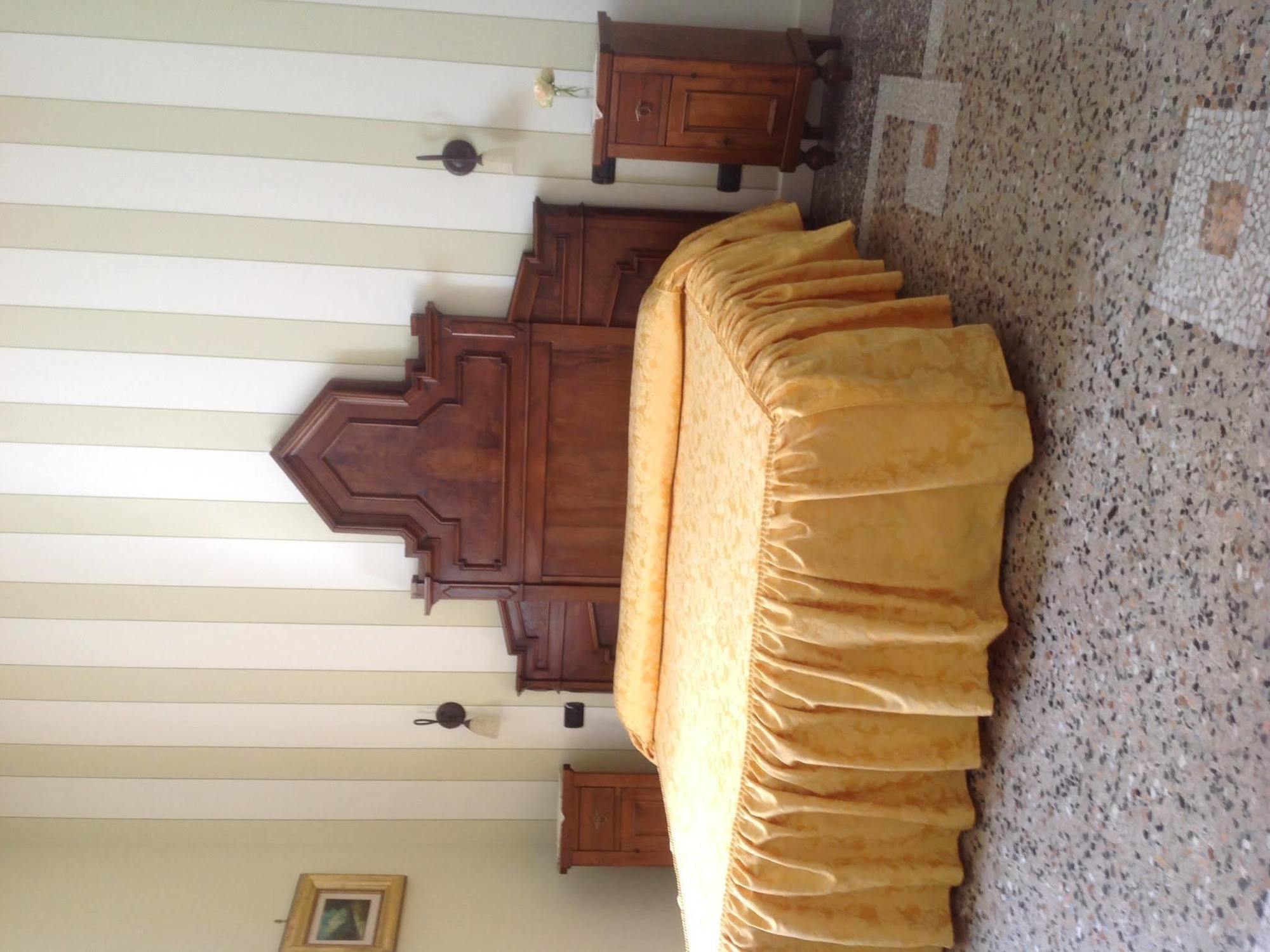 B&B Villa Dei Pini Cannobio Eksteriør billede